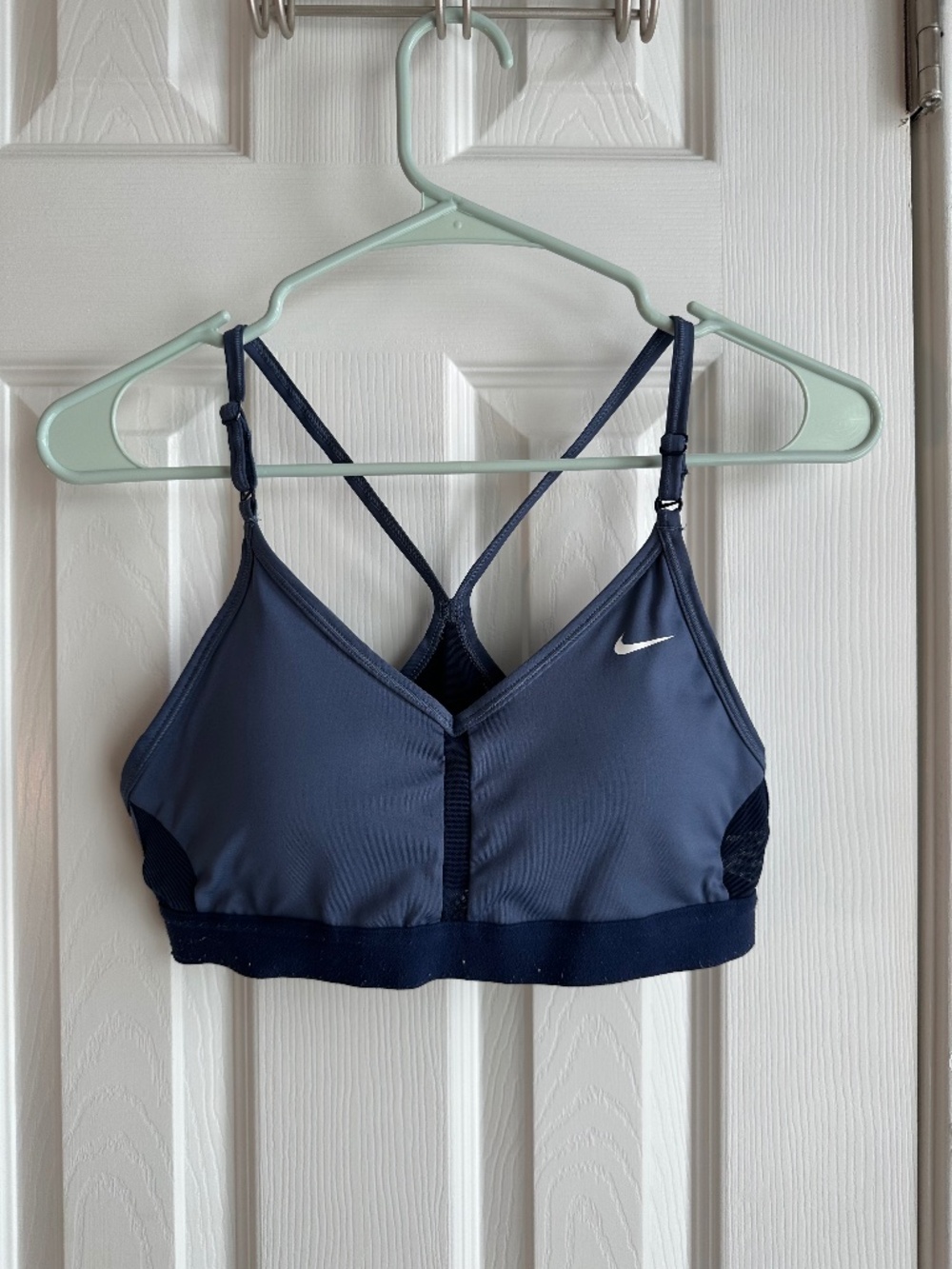 Nike Dri-FIT Indy Light Support Padded V-Neck Sports Bra Blue Small